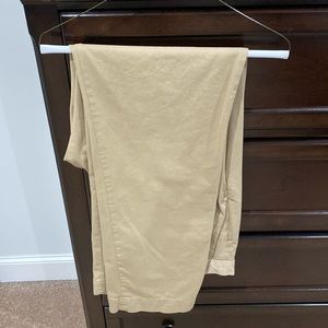Men’s Polo flat front khaki chinos